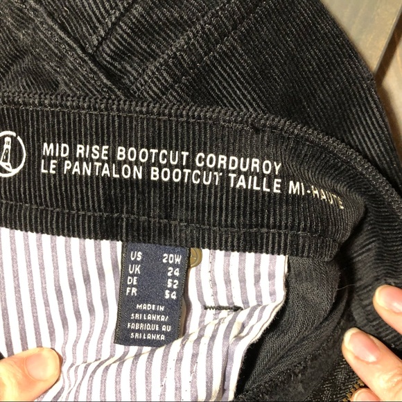 NWT Lands End black mid-rise boot cut corduroy in a 20W - Picture 6 of 7